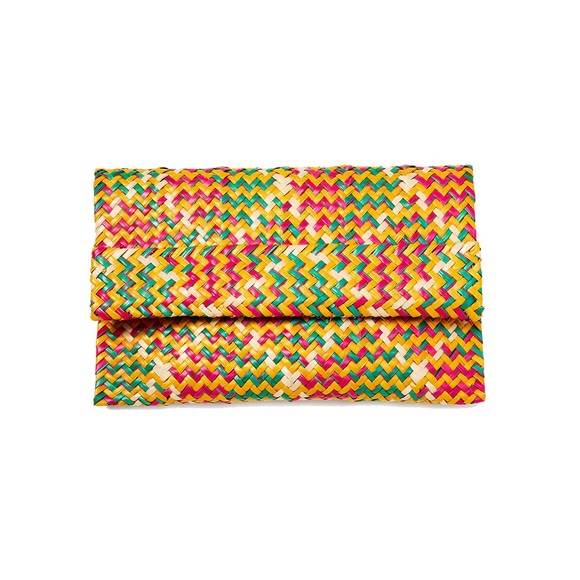 Natura Brasil Multicolor Tropical Raffia Envelope Clutch with Magnetic Closure - Picture 6 of 6